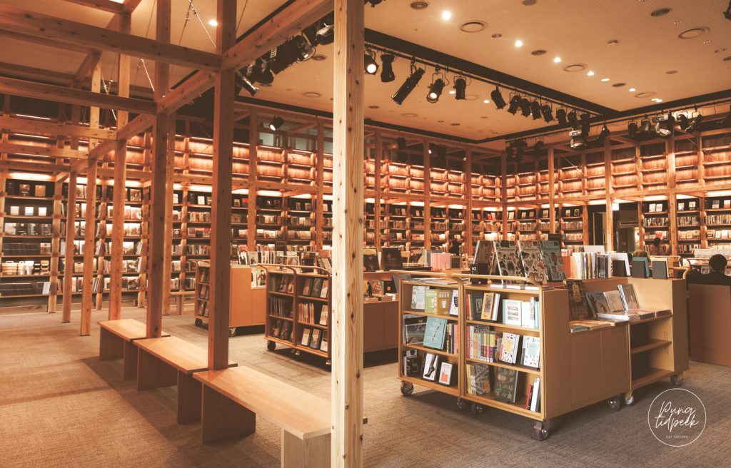 ARC N Book Cafe